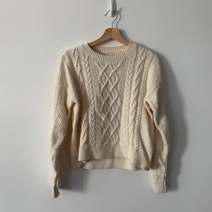 Abercrombie Cream Cable-Knit sweater